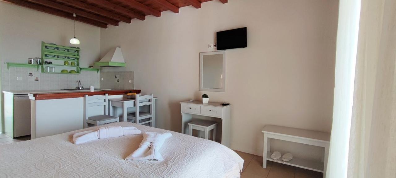 Orionides Apartment Tinos ภายนอก รูปภาพ